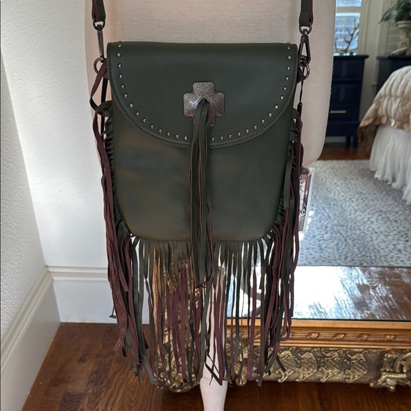 Montana West 💯 Leather Green Fringe Crossbody Bag NWT - Picture 1 of 7